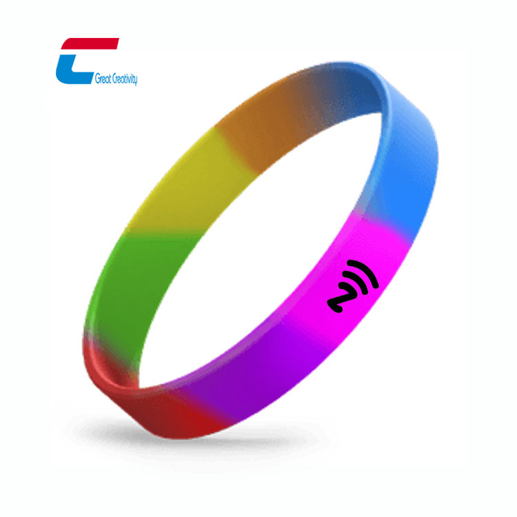 Bracelet NFC Partage des médias sociaux NFC Ultra-mince Bracelet en silicone sur mesure Grossiste sur mesure