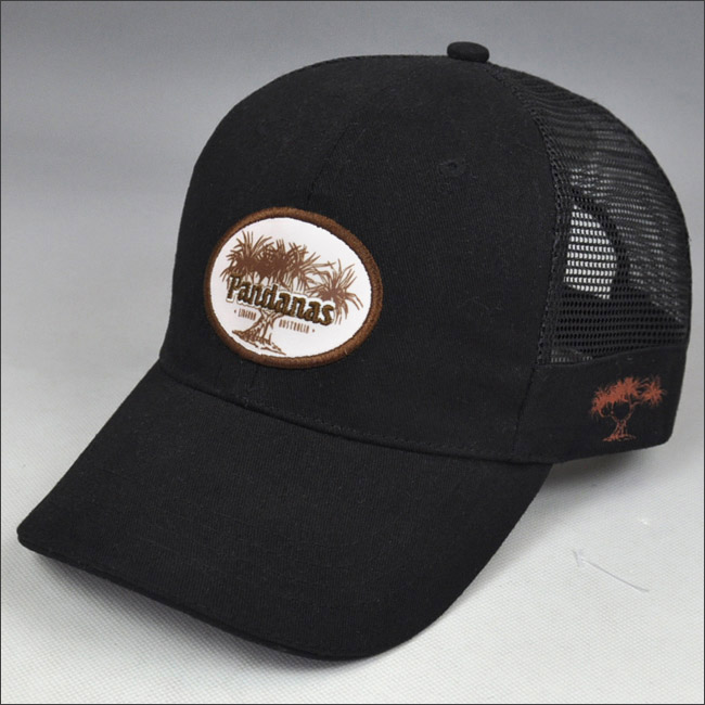 Zwarte afdrukken patch baseball mesh cap