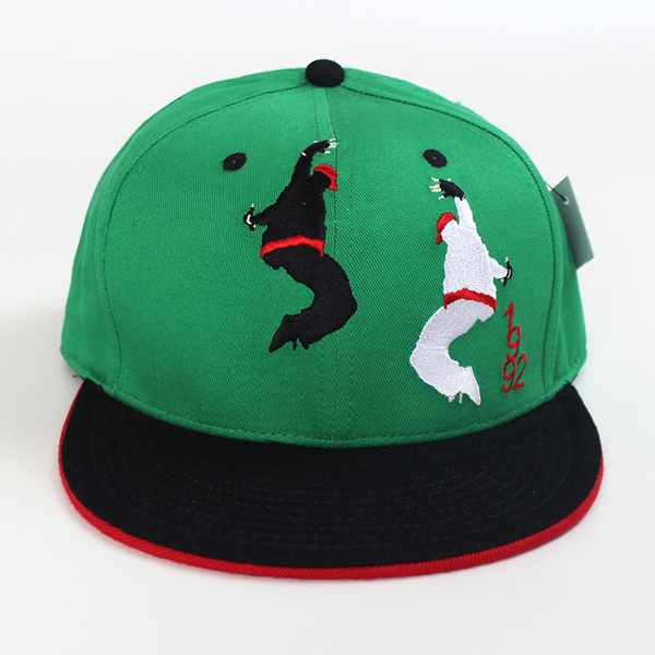 Φωτεινό πράσινο επίπεδη γείσο καπέλο