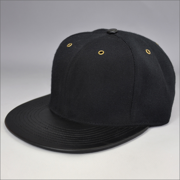 Mode snapback noir uni chapeaux