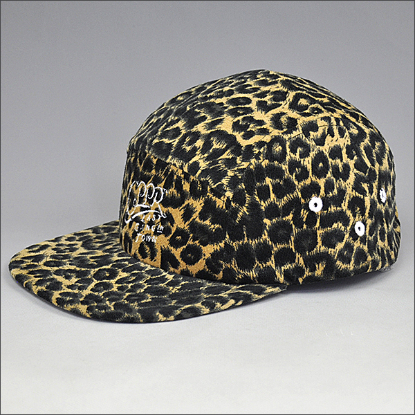 Leopard Caps Ricamo Snapback