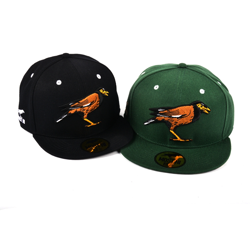 casquettes de snapback broderie personnalisées, chapeaux de snapback design