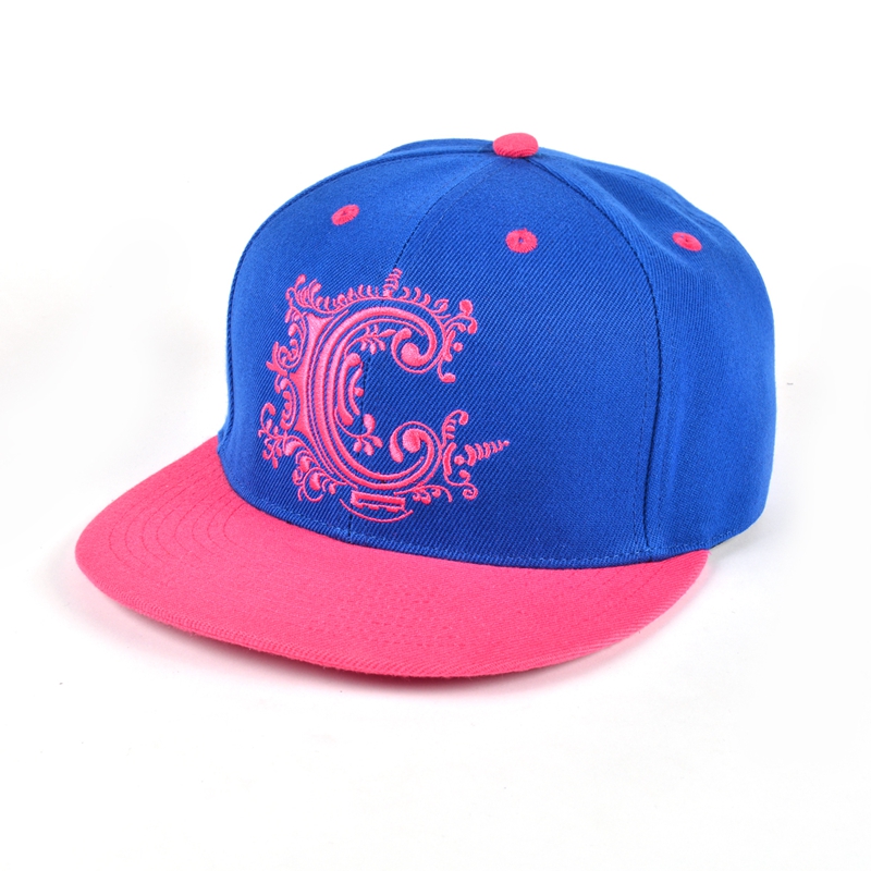 produttore di cappelli personalizzati con snapback, crea il tuo cappellino snapback personalizzato