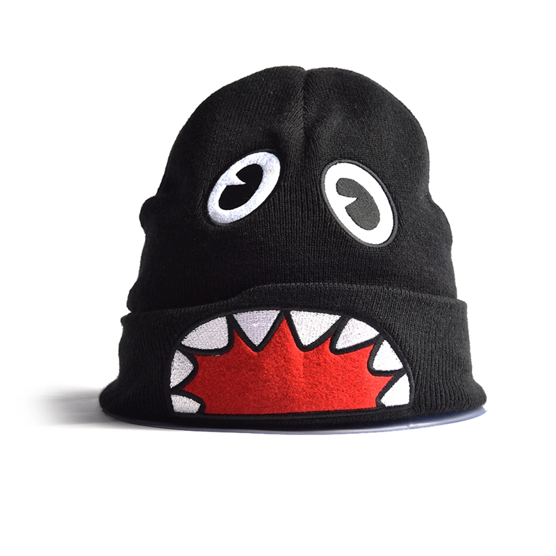 logo carino berretto invernale nero design logo personalizzato