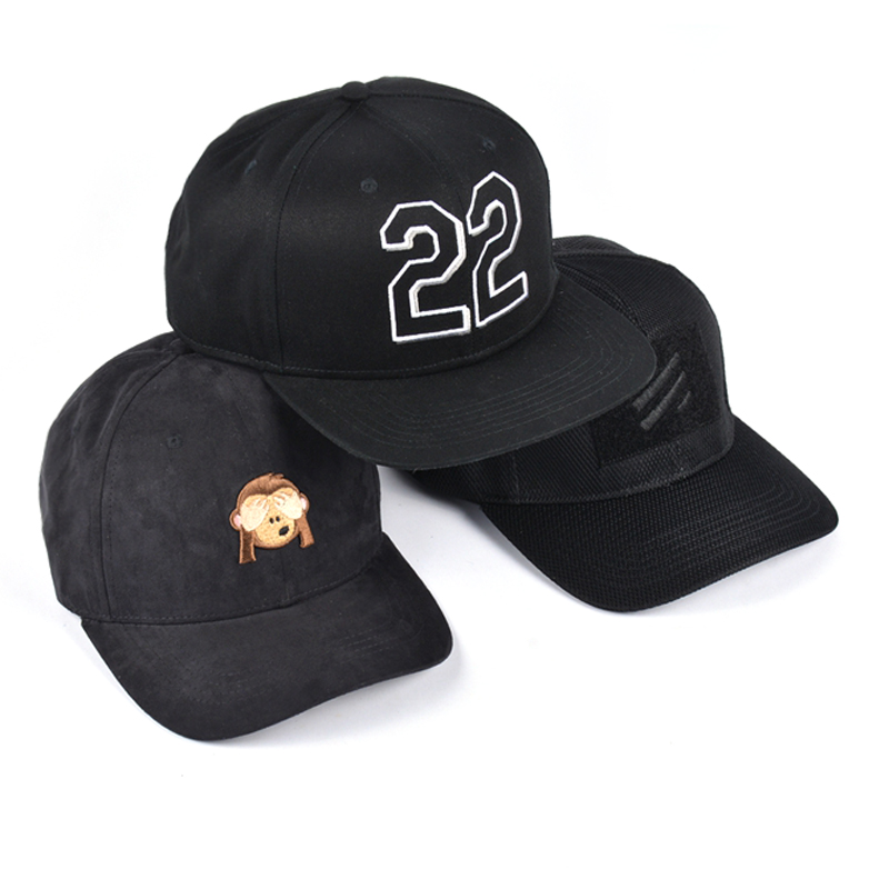 cappelli da baseball neri con logo ricamo a 6 pannelli personalizzati