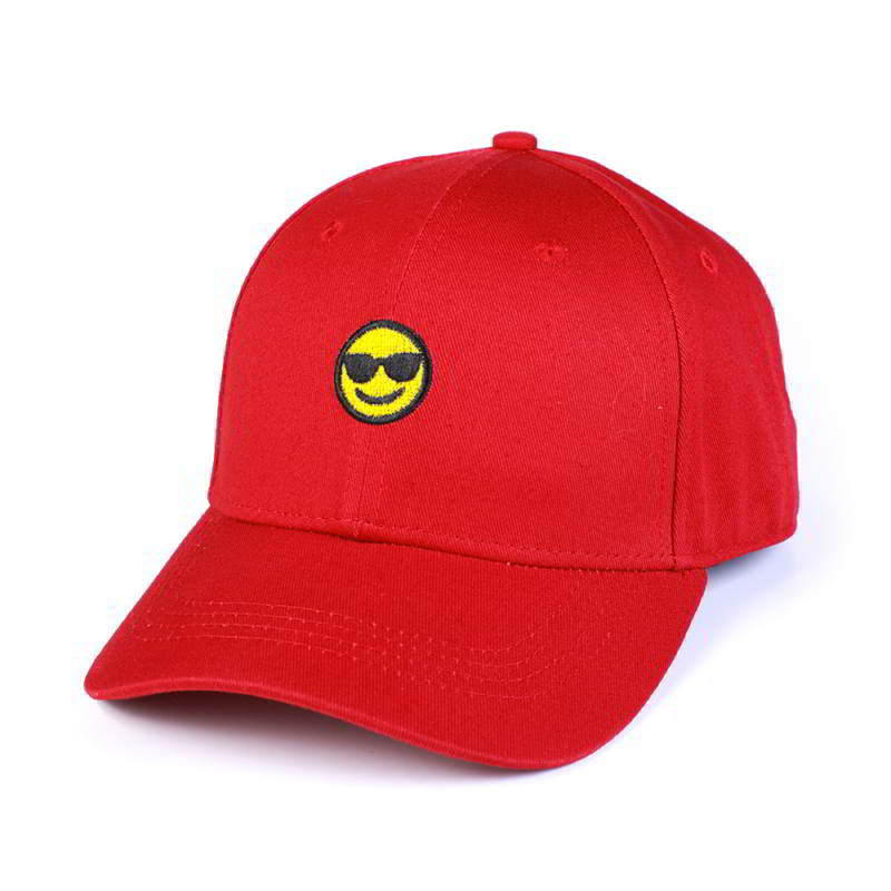 デザイン刺繍ロゴ赤い綿野球帽カスタム