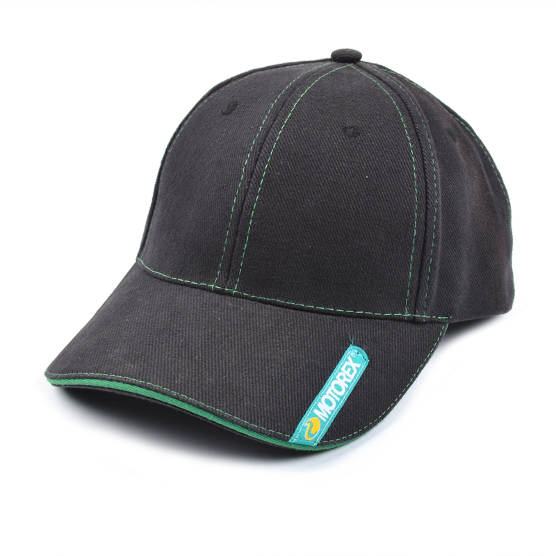 تصميم قبعة البيسبول الرياضية الخاصة بك على الخط