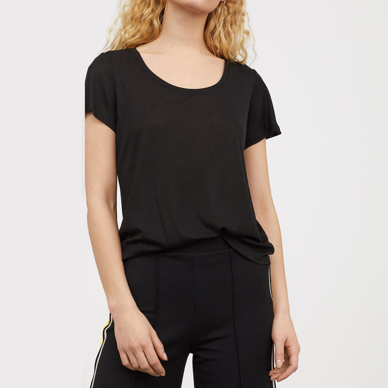 不可欠な女性の綿の柔らかい半袖クルーネックTシャツ
