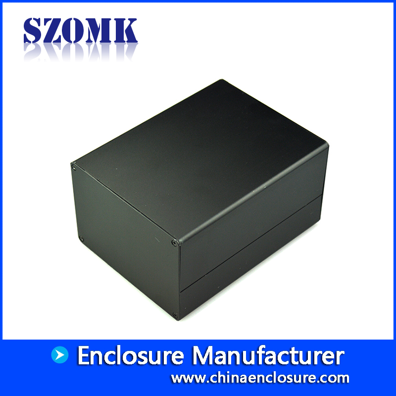 Gabinete de aluminio personalizado de fabricación de color negro popular para suministro de PCB AK-C-C36 83 * 120 * 155 mm