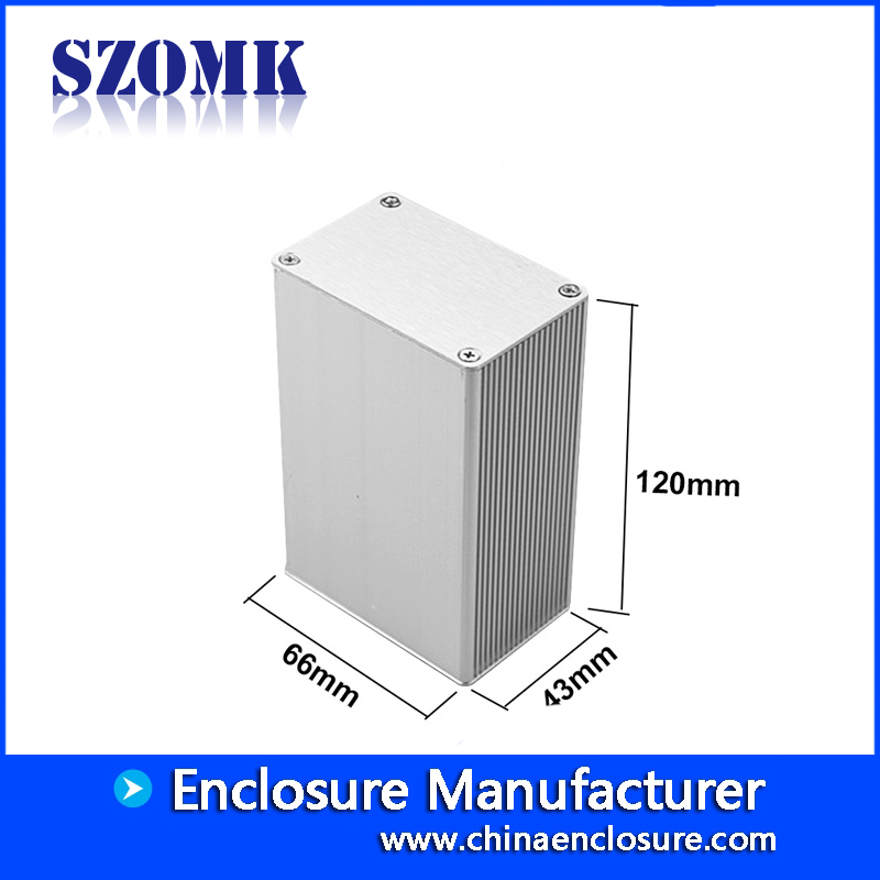 Электронная распределительная коробка из экструдированного алюминиевого металла с корпусом для печатной платы AK-C-B45 43 * 66 * 100мм