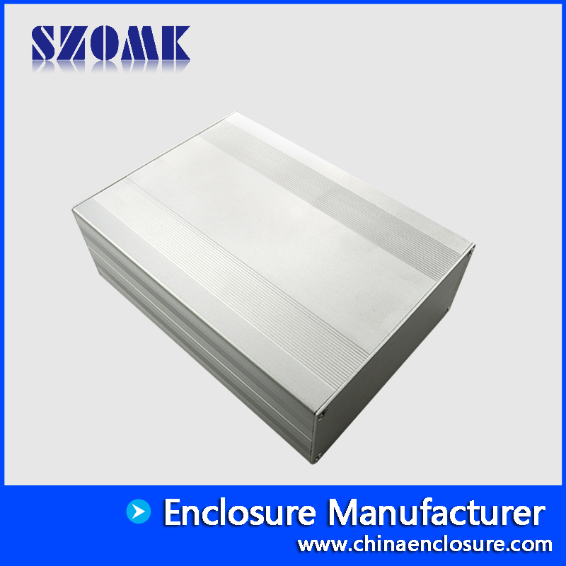 Распределительная коробка из экструдированного алюминия с корпусом для анодирования и окисления на заказ для печатной платы AK-C-C25 68 * 145 * 200 мм