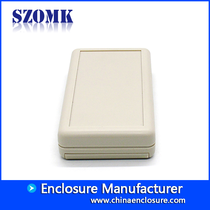 Light grey color 3xAA 130x70x25mm custom enclosure with battery compartment plastic handheld junction box