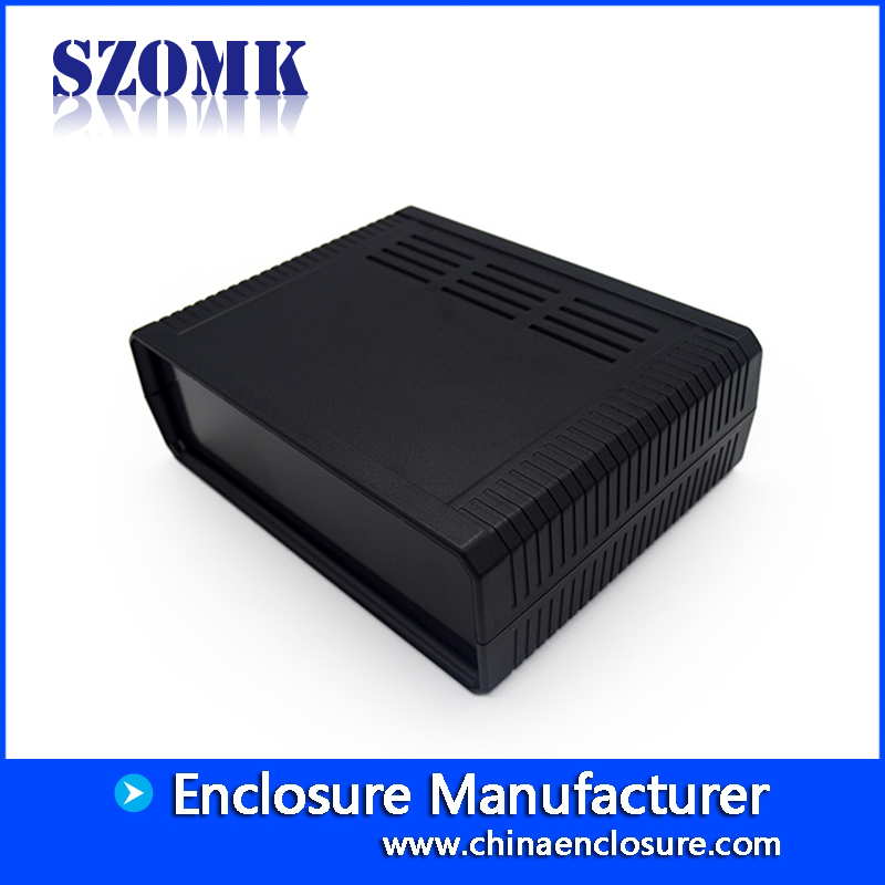 Caja de jucntion de placa de PCB de caja de plástico ABS SZOMK para electrónica AK-D-07 180 * 140 * 60 mm