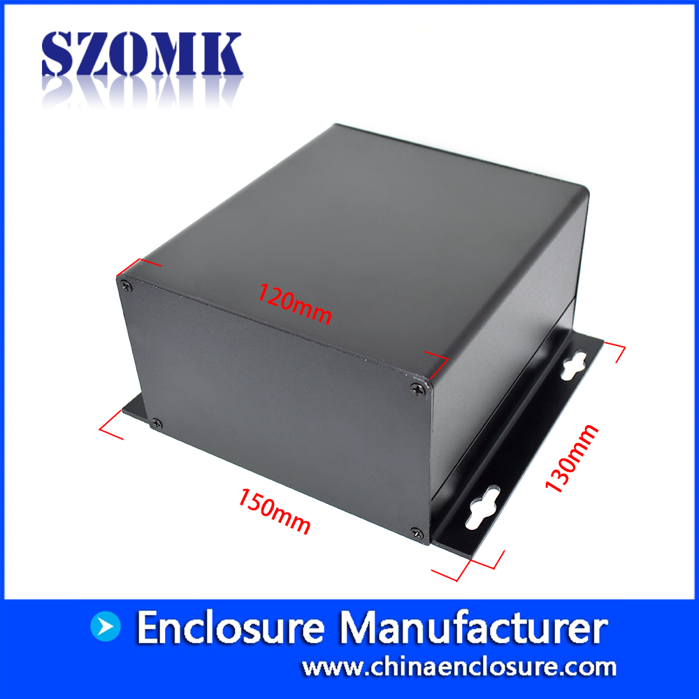 Caja de aluminio de perfil metálico personalizado SZOMK para PCB AK-C-A46b 130 * 150 * 72 mm