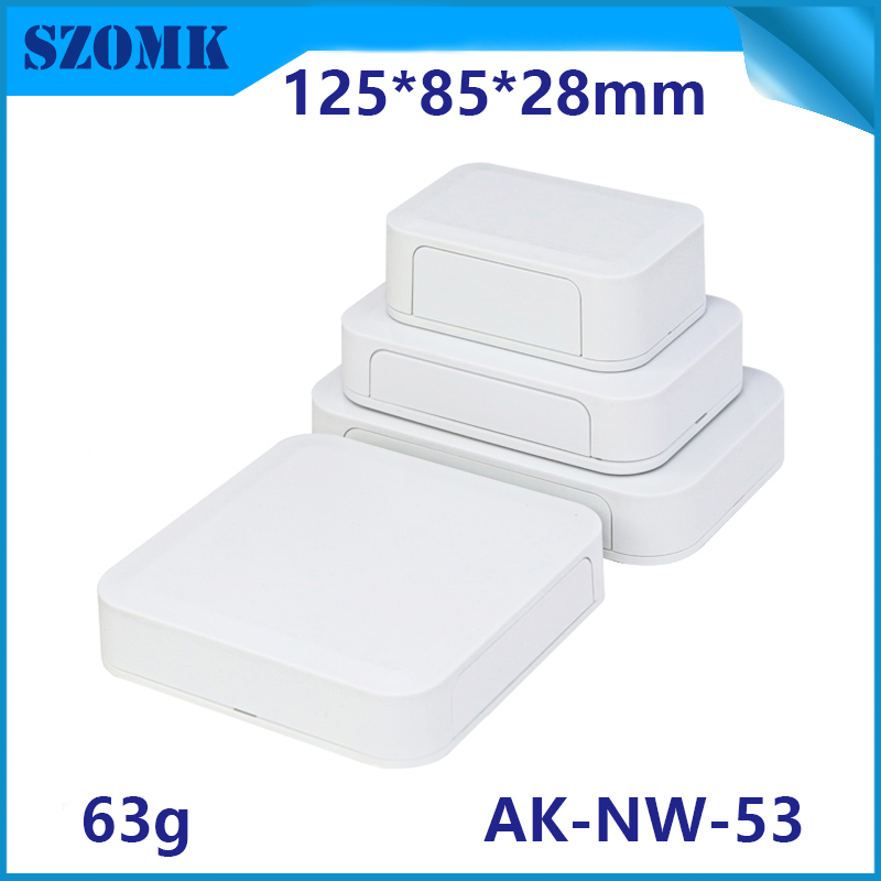 Szomk الساخن بيع تصميم جديد البلاستيك الضميمة داخلي في الهواء الطلق IP54 ABS مربع الإلكترونية AK-NW-53 150 * 100 * 25mm