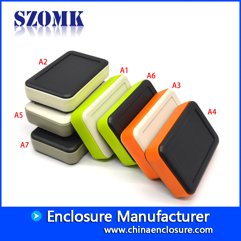 SZOMK机器塑料制品接线盒防水ip54塑料外壳工人
