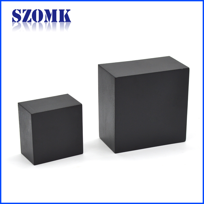 SZOMK مربع صغير من البلاستيك الضميمة مشروع الإسكان الكهربائية لثنائي الفينيل متعدد الكلور AK-S-111 50 * 50 * 30mm