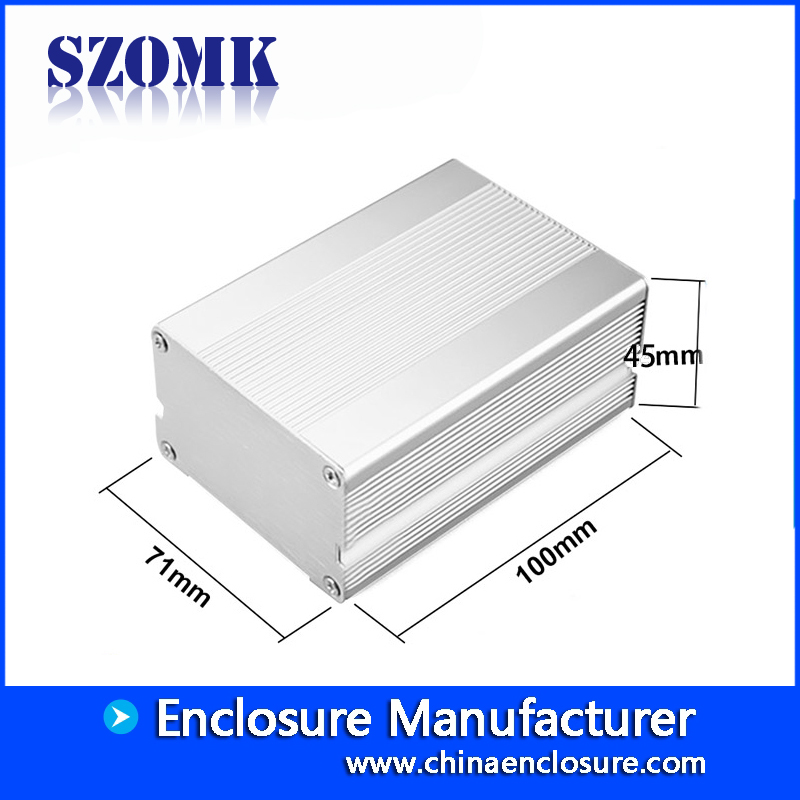 boîte d'extrusion d'aluminium diy électronique de projet industriel pour la carte PCB AK-C-B47 45 * 71 * 100mm