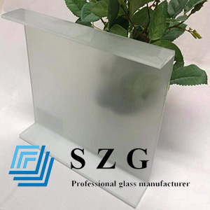 262mm U profile tranparant super white glass supplier,  U profile tempered glass, 7mm thickness U profile tranparant super white glass building certain wall.