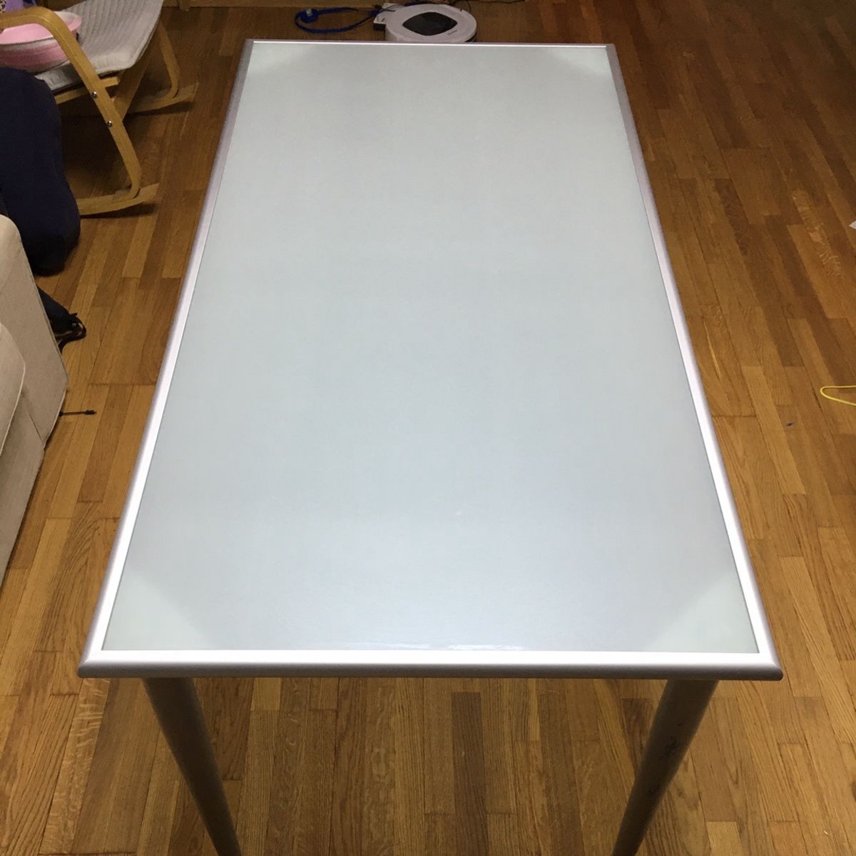 frosted tempered glass table tops, acid etched glass table tops, frosted toughened glass table tops supplier