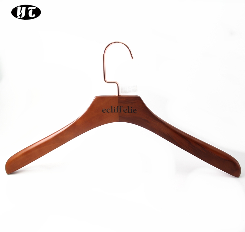 High end China hanger manufacture brown wooden shirt clothes hanger
