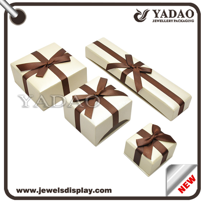 2015 la Chine usine de fabrication de boîte de papier de luxe pour les bijoux