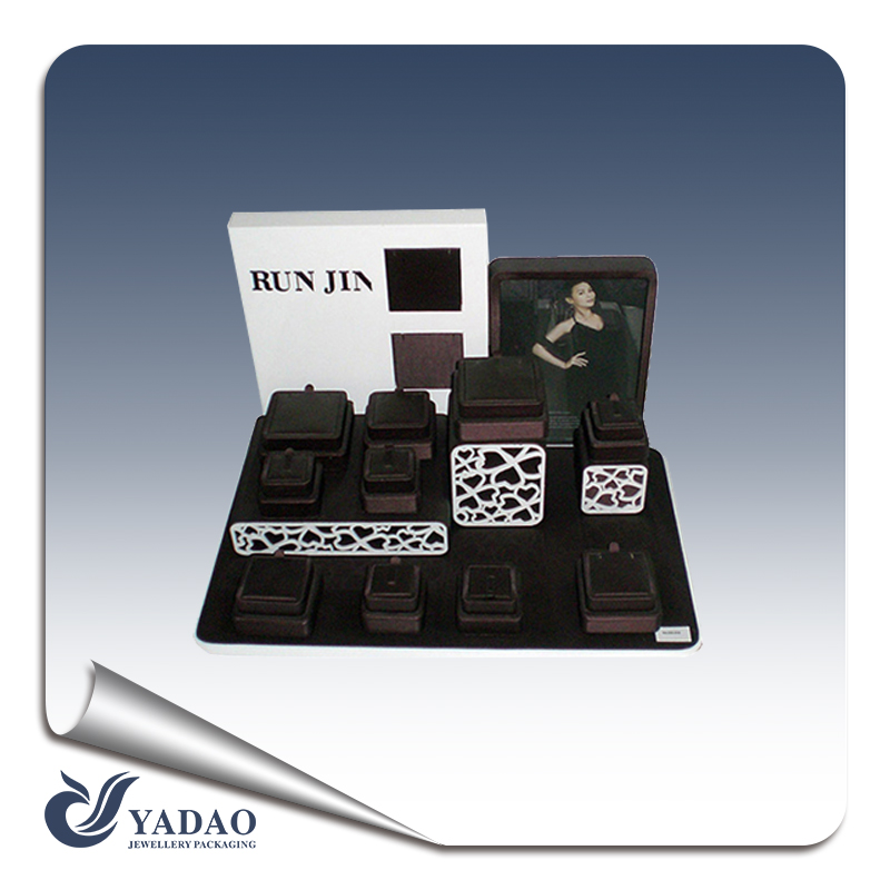2015 أحدث مجوهرات Yadao العرض بالجملة الصانع أنيقة عرض مغطاة بو الجلود والمجوهرات المصنوعة يدويا (PLZ0047)