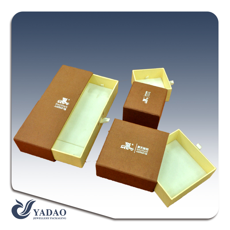 2017 ζεστό πώληση πανέμορφα προσαρμοσμένο χειροποίητο δωρεάν δείγμα δωρεάν λογότυπο εκτύπωσης κοσμήματα χαρτί συνόλων κουτί συρτάρι πλαίσιο κινεζική προμηθευτή Yadao