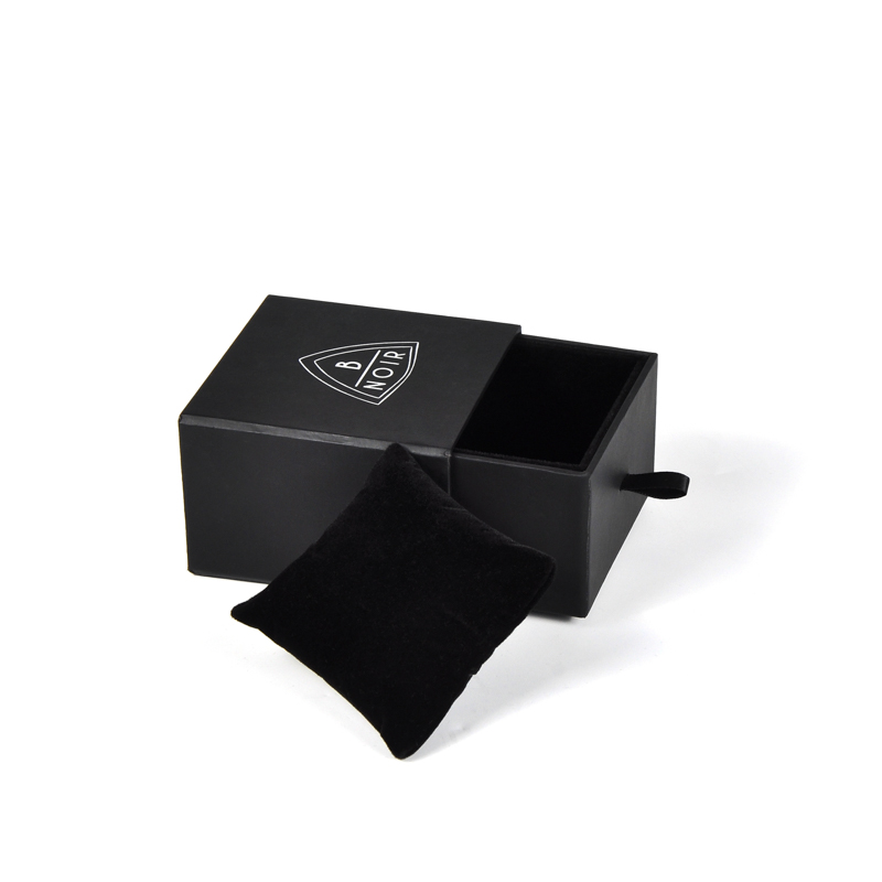 Černá krabička se sametovým pytlem na polštář pro snadné přenášení Šuplíkové krabičky na šperky