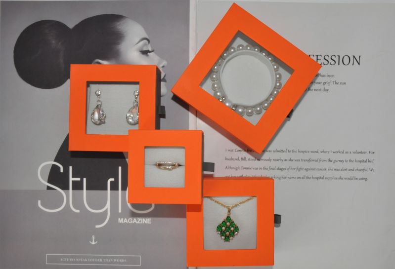 Čína Yadao přizpůsobené logo vlnité skládací PVC okno pro šperky