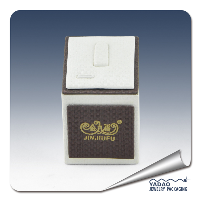 China manufacturer Brown PU and white PU ring holder with Golden foil logo for jewelry store