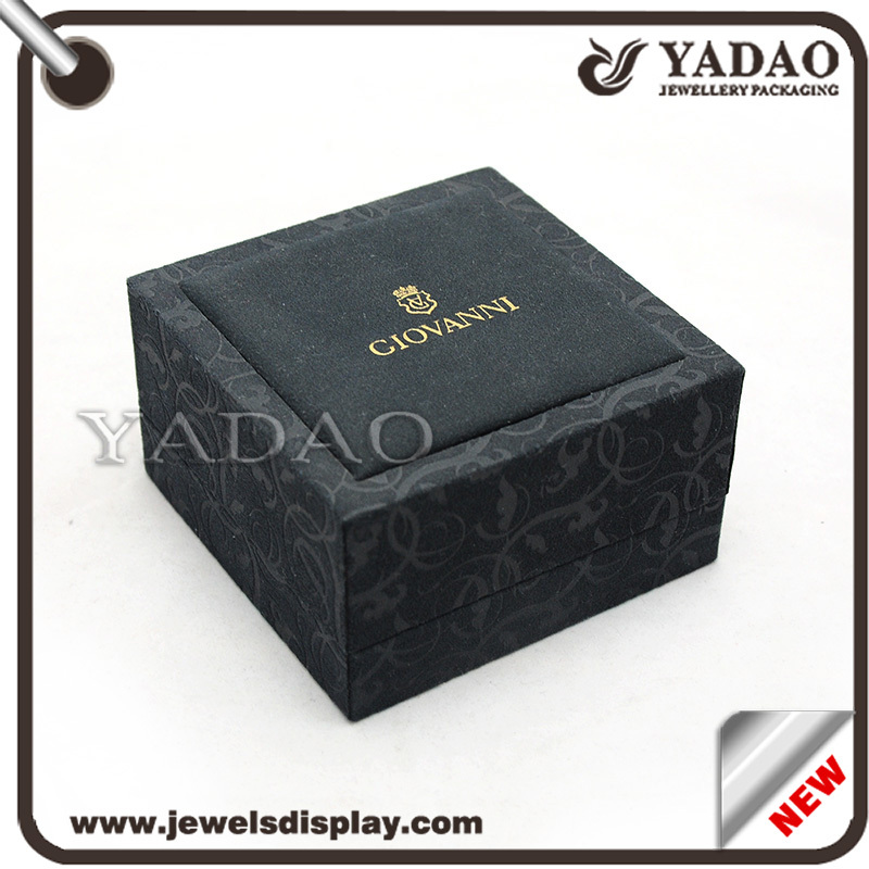 China manufacuter elegante Muster Samt Schmuck Kunststoff-Box für Ring-Anhänger-Armband-Armband mit Logo in einem niedrigen Preis