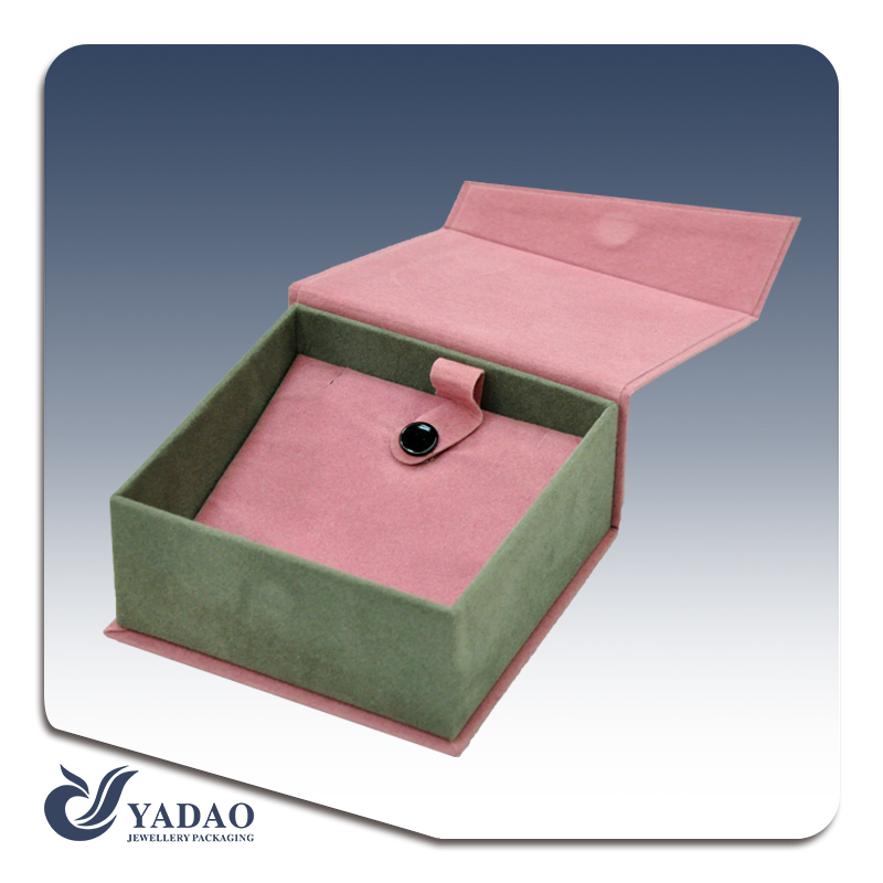 Chinese jewelry display manufacturer of Luxury beauty pink hard paper jewelry  chests and cases for jewelry and gift shop and store counter show and decoration with logo available