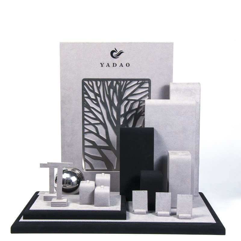 Custom Gray Wearable Microfiber Luxurious Metal Wholesale Jewelry Display Set