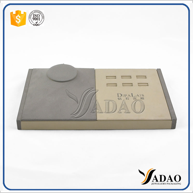 Προσαρμοσμένα χειροποίητα βολικά μικρά σετ κοσμημάτων με δίσκους από MDF με επικάλυψη από βελούδο / δέρμα pu για κοσμήματα στο Yadao