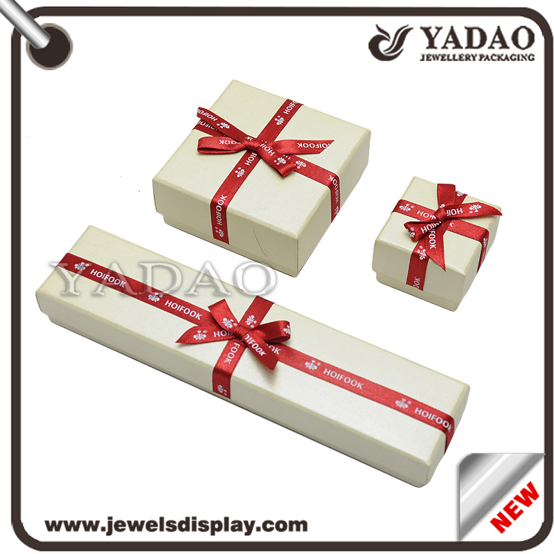 Προσαρμοσμένη πολυτελή κοσμήματα χαρτί κουτί & κοσμήματα κουτί δώρου