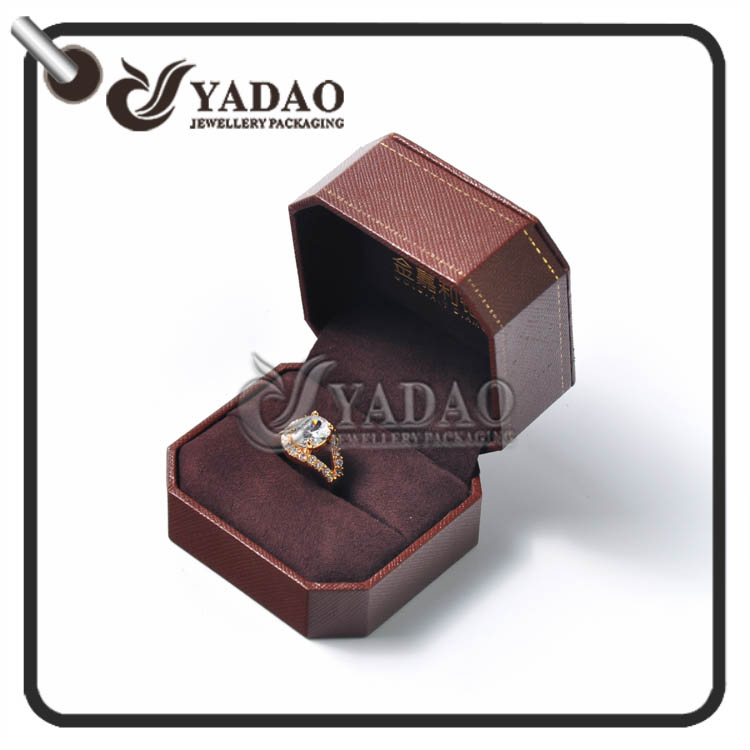 Personalizado Octagon borda forma caixa de jóias conjunto tão luxuoso como pacote anel Cartier