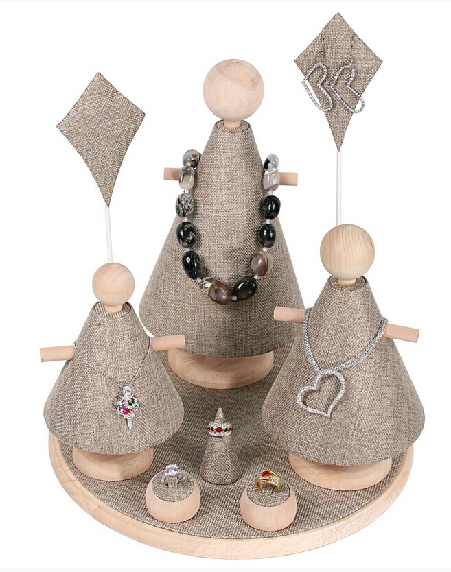 Cute návrh display dřevěné šperky stojan nastaven na kroužek náhrdelník náušnice z Číny
