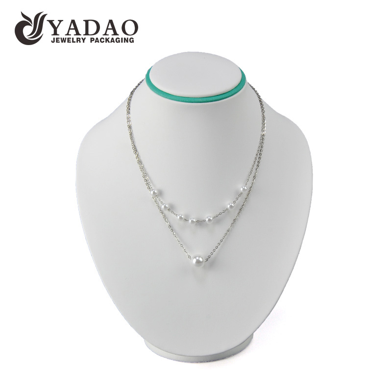 Design and customize white color necklace jewelry pendant display stand