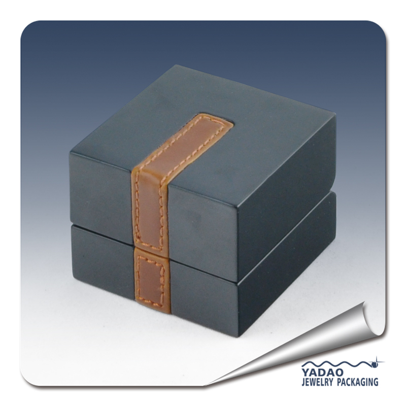 Designable jóias caixa de exposição de madeira anel com amostra grátis logotipo livre China fornecedor yadao