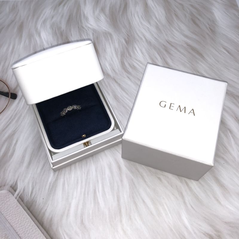 Elegant pure white pu leather diamond ring jewelry custom packaging box