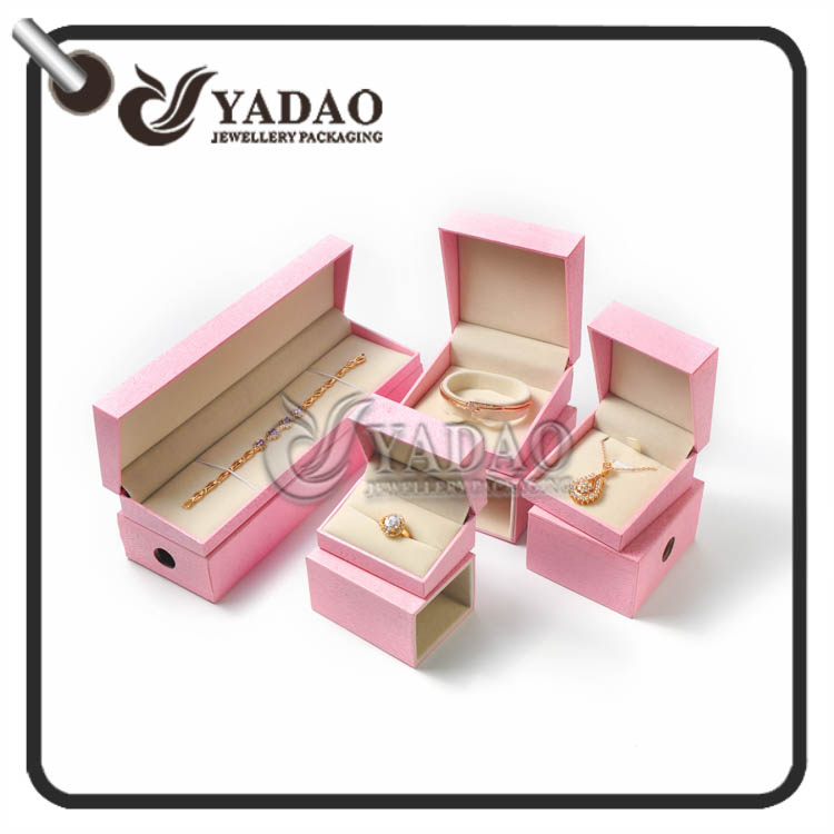 Fancy Doppel-Schmuck-Paket Set inklusive Ring-Box-Armband Box Ohrring Box und Halskette Kiste Custom made