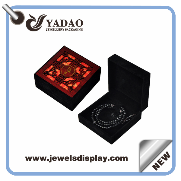 Fancy dřevěné šperky obaly dárkové krabici s černým sametovým interiérem vyrobených v Číně