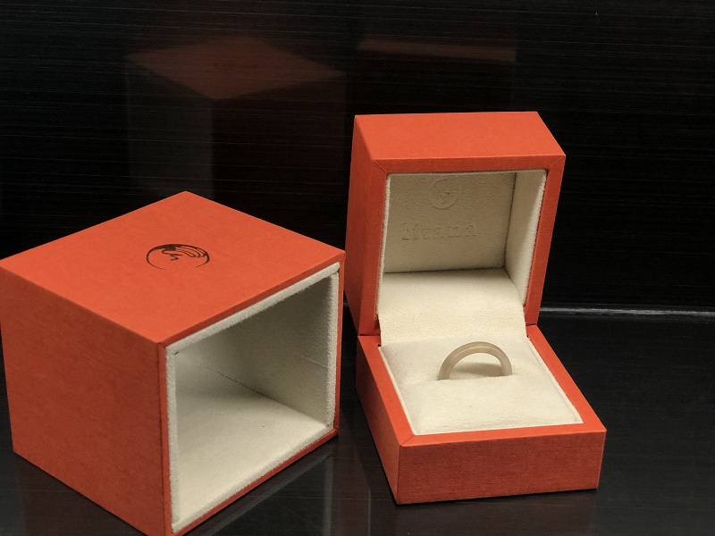 Hermes Orange Color Plastic Jewelry Box Slot Ring Box พร้อมแขนเสื้อ