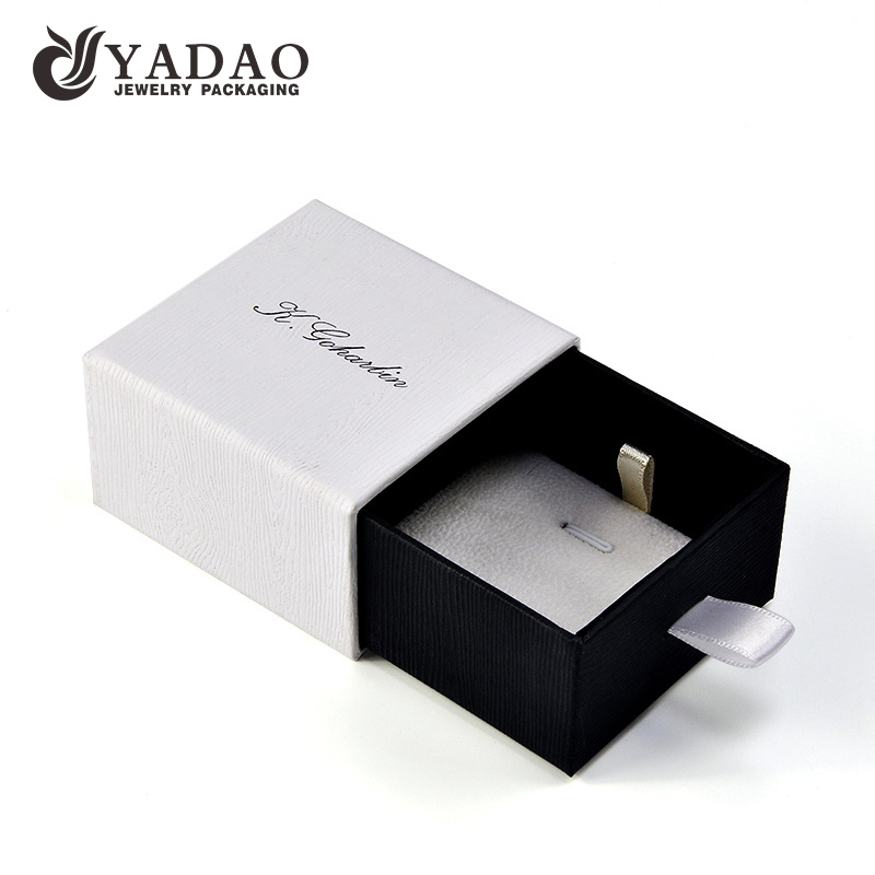 Caja de joyería de regalo de papel blanco de alta calidad que empaqueta la caja de joyería de papel blanco