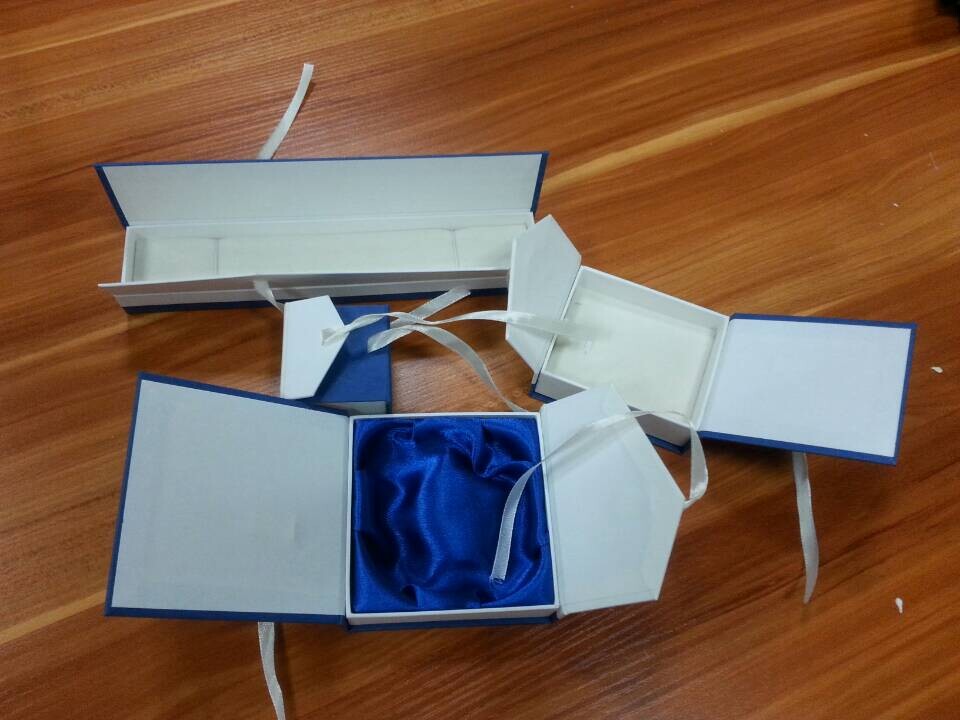Vysoká kvalita zakázku Made-In-Čína Papír Box & Paper Box Factory Propagace Papírové krabičky Dárkové BPX Dodavatel