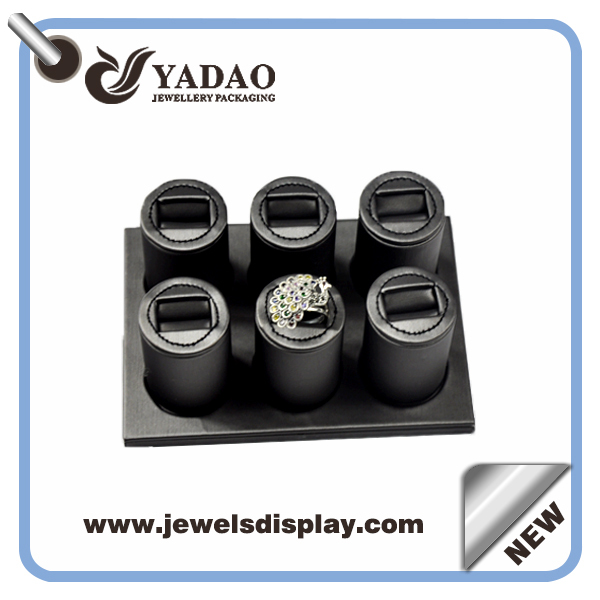 高品質の高級黒革の宝石表示指輪は、指リングホルダースタンド