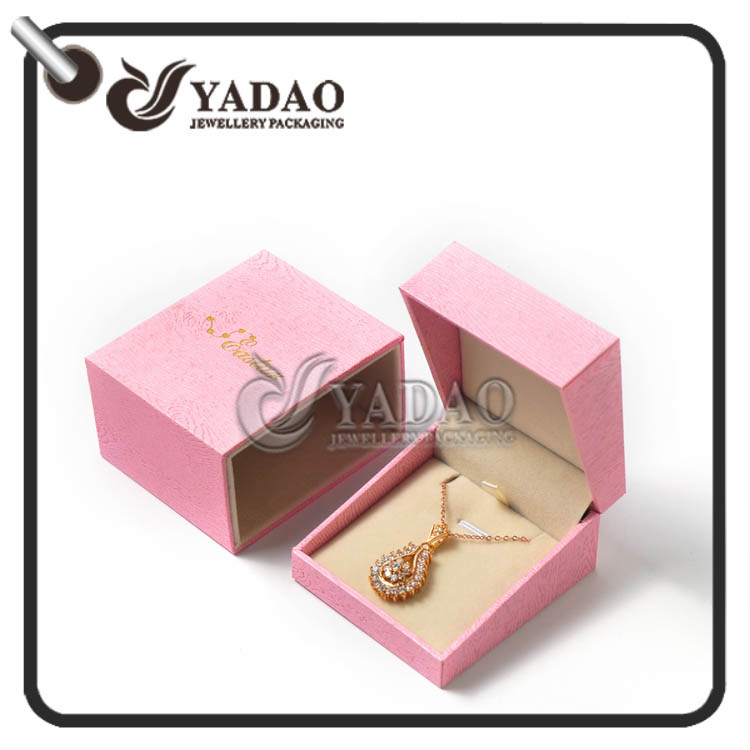 JCK HOT SELLING customized plastic necklace box with paper sleeve with free logo printing.