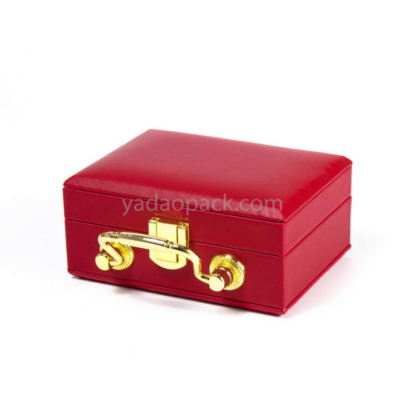 Luxurious fashion-designed fine jewelry box for jewelry collection with metal clock and handle