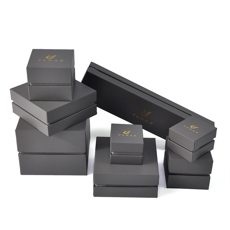 Luxus Black Ring Halter Halskette Display Schmuck Geschenkbox Paket